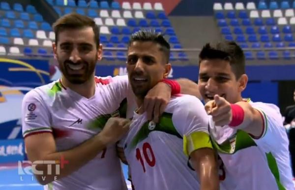 Timnas Futsal Iran Timnas Futsal Iran menang 8-1 melawan Vietnam pada laga perempat final Piala Asia Futsal 2022 di Saad Al Abdullah Hall, Kuwait pada Selasa (4/10/2022) sore WIB. (Foto: RCTIplus)