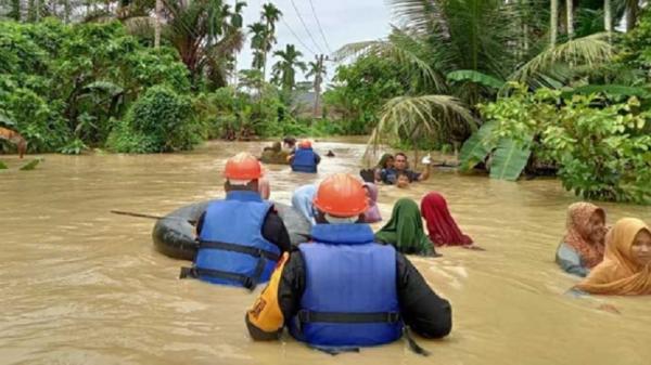 Banjir Rendam 7 Kecamatan di Aceh Utara, 13.708 Warga Mengungsi