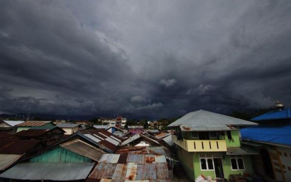 BMKG Prakirakan Sumsel Hujan Lebat Sepekan ke Depan 