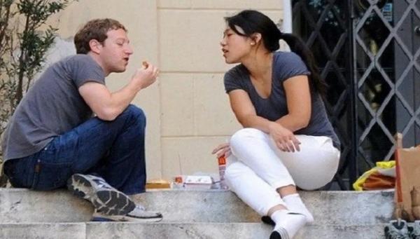 Mark Zuckerberg dan Istrinya Priscilla Chan. (Foto: Ist)