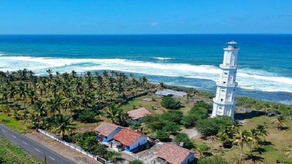 Mercu Suar Legok Jawa Pangandaran. (FOTO: ISTIMEWA)