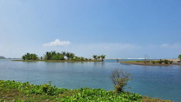 Pantai Karang Tirta Pangandaran. (FOTO: ISTIMEWA)