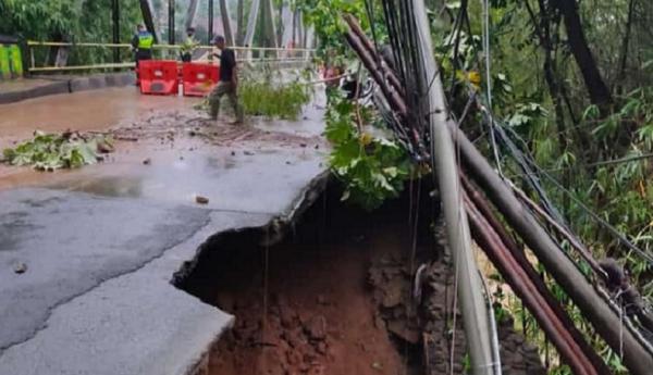 32 Bencana Landa Kota Bogor Paling Banyak Tanah Longsor 