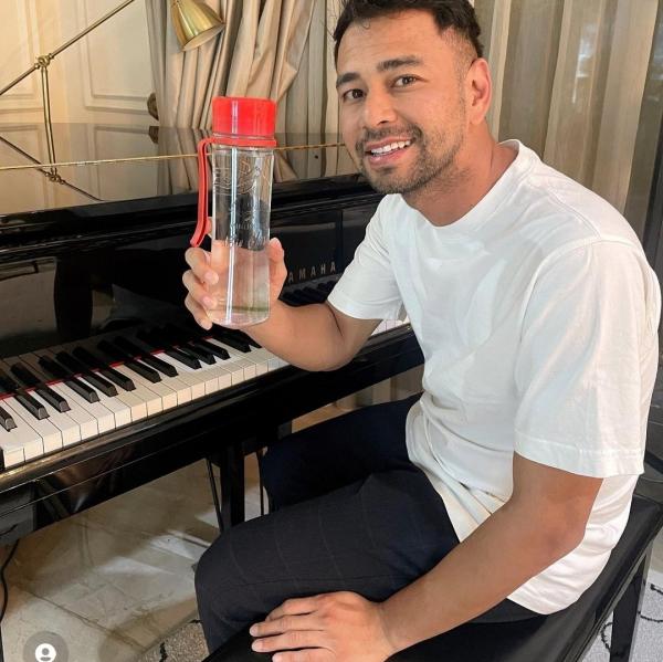 Artis Punya Asisten Paling Setia. (Foto: instagram)