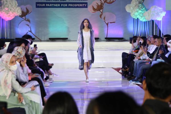 WhatsApp Image 2022 10 12 At 6 36 06 PM 1 Tren fashion berbahan katun di Cotton Day 2022. (Foto: istimewa)