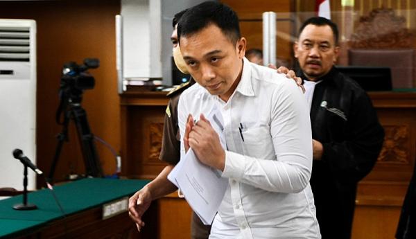 Ricky Rizal Tak Bocorkan Rencana Pembunuhan Yosua, Kuasa Hukum: Dia ...