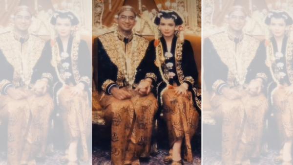 Berpose di pelaminan Berpose di pelaminan (Foto: Instagram Najwa Shihab)