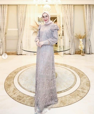 Erin Taulany Artis yang Pernah Terkena Kasus Hukum karena Konten Media Sosial. (foto: instagram)