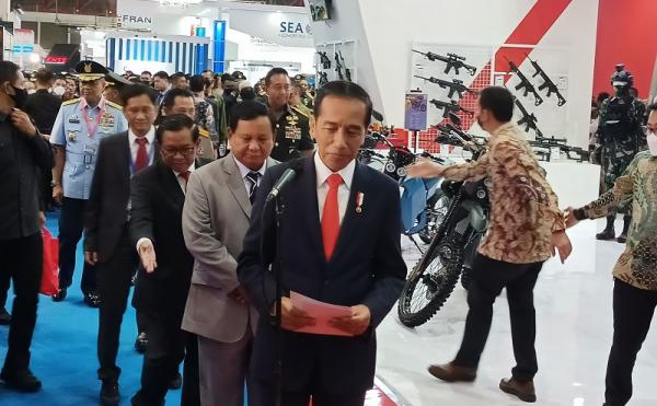 BPK Surati Kemhan Soal Komcad, Jokowi: Temuan Seperti Itu Selalu Ada ...