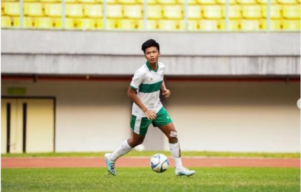 Cerita karier Kadek Arel pesepak bola Bali United yang berhasil menembus Timnas U-19. (Foto: Ist)