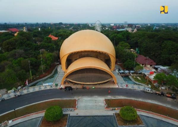 Kementerian PUPR telah merampungkan renovasi seluruh sarana dan prasana di Taman Mini Indonesia Indonesia (TMII). (Foto: Dok. Kementerian PUPR)