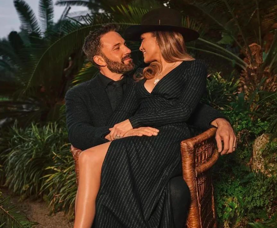 Artis Nikah Sama Mantan. (Foto: instagram)