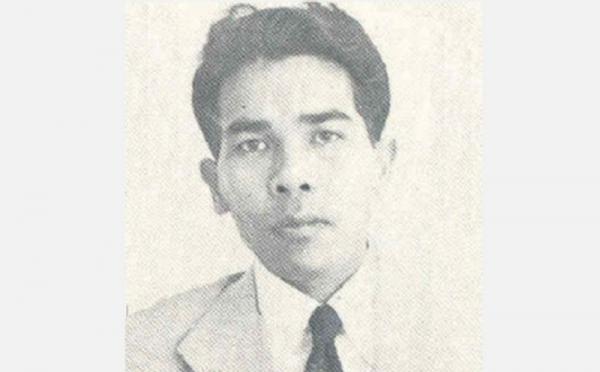 Oknum Anggota DPRD Musi Rawas bersama tiga rekannya mengenakan baju tahanan di Polres Lubuklinggau. (Foto: Dede Febriansyah/iNews)