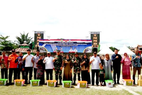 Upacara Penutupan TNI Manunggal Membangun Desa ke-115 Tahun 2022 Wilayah Kodim 0313/KPR di Teluk Meranti. (Foto: Pemkab Pelalawan)
