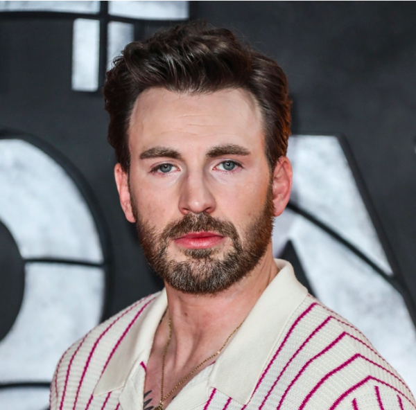 Chris Evans aktor yang dijuluki sebagai pria terseksi. (Foto: Istimewa)