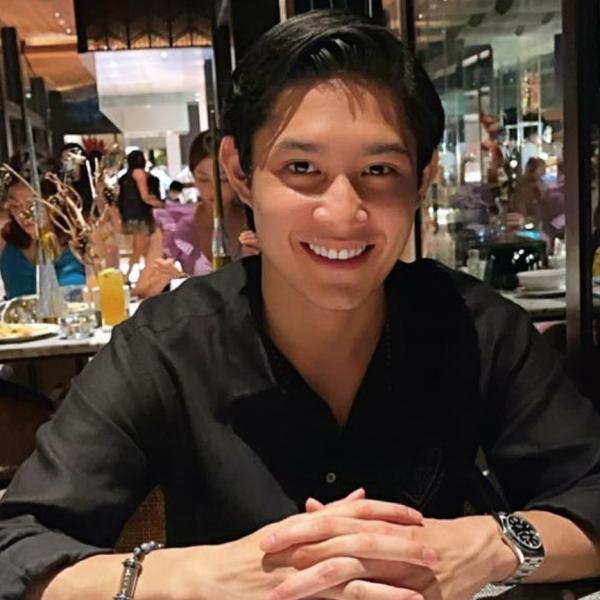 Screenshot 20221111 062927 Instagram Artis Punya Ibu Tiri Seumuran