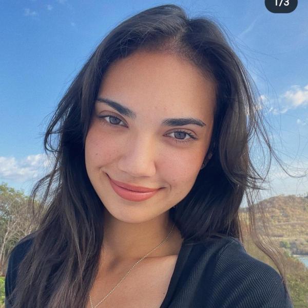 Artis Punya Ibu Tiri Seumuran