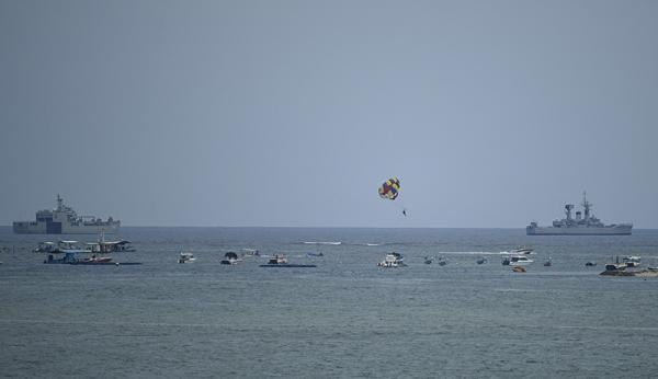 Kri Perairan Bali 3 Kapal TNI AL siaga di perairan Bali utara saat mengamankan KTT G20. (ANTARA)