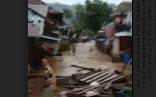 Banjir Bandang Terjang OKU Selatan, Jembatan Hingga Rumah Warga Rusak