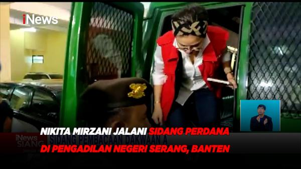 Nikita Mirzani Jalani Sidang Perdana di Pengadilan Negeri Serang, Banten
