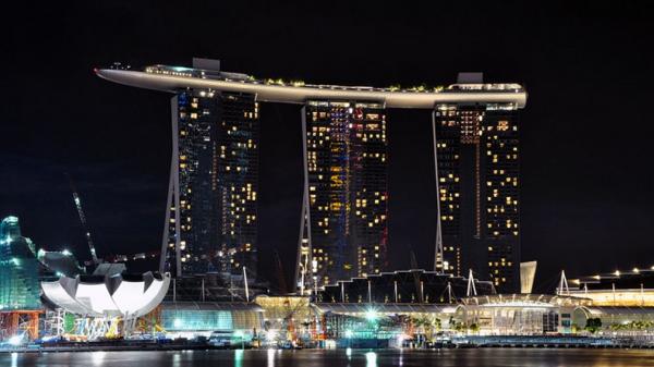 Marina Bay Sands, Singapura (WIkipedia)