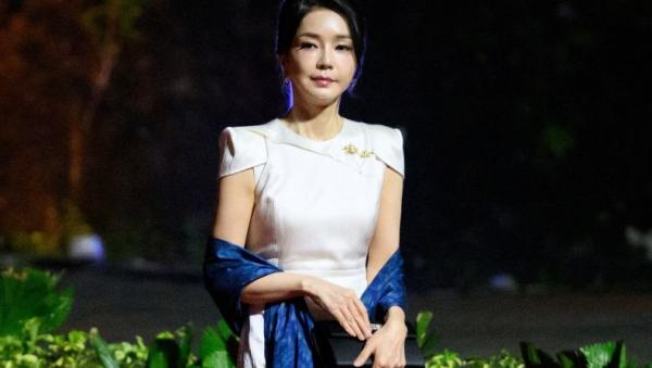Ibu Negara Korsel Kim Keon Hee Lebih Tajir dari Suami, Berapa Kekayaannya?