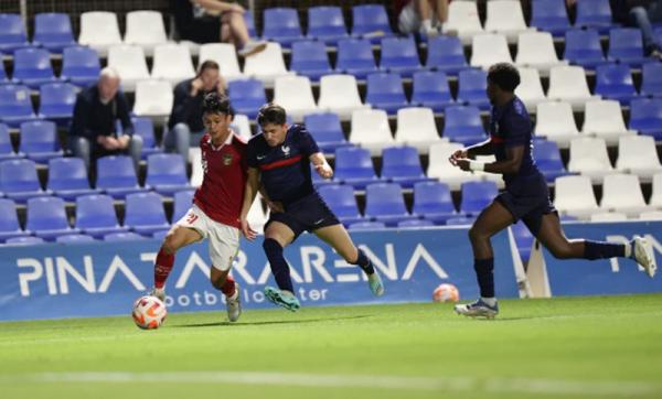 Shin Tae-yong sebut alasan Indonesia U-20 kalah telak dari Prancis 0-6 pada laga uji coba di Pinatar Arena, Spanyol, Jumat (18/11/2022) dini hari WIB. (Foto: PSSI)
