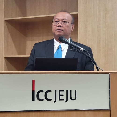 Rektor Universitas Terbuka (UT) Prof Ojat Darojat. (Foto: dok UT)