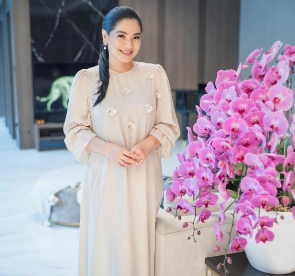 Artis antik penyuka tanaman hias. (foto: instagram)