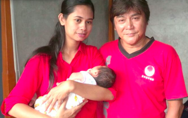 Artis Lawas Punya Anak di Usia Tua. (foto: instagram)