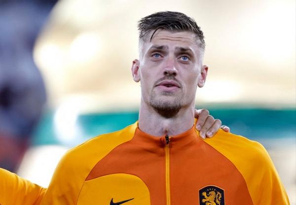 Andries Noppert mencacatkan debut dengan Timnas Belanda di Piala Dunia 2022. Kiper Heerenven itu sukses membawa timnya menang 2-0 atas Senegal di Stadion Al Thumama, Doha, Qatar pada Senin (21/11/2022). (Foto: REUTERS)