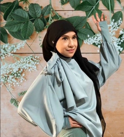 Artis Lawas Punya Anak Angkat