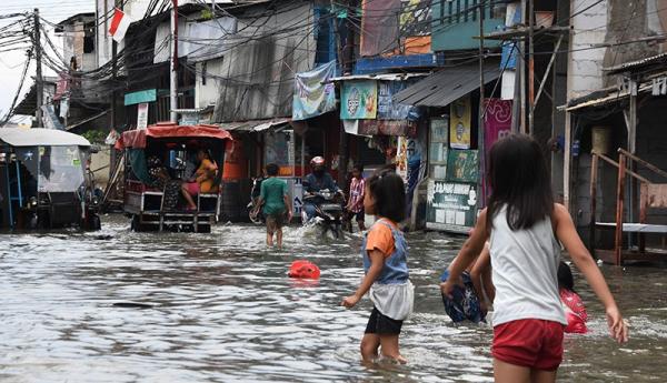 Fase Bulan Purnama, Banjir Rob Berpotensi Terjadi di Pesisir Jakarta Utara pada 3-6 Juni