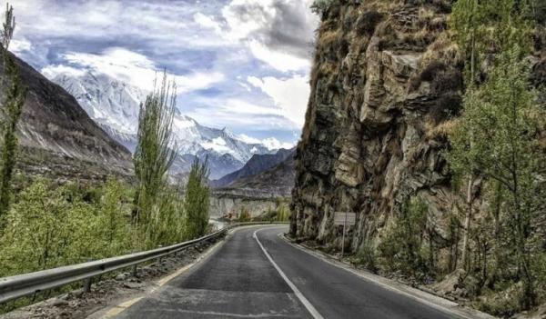 Karakoram Highway Tiongkok dan Pakistan