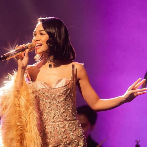 Artis Cantik Bertubuh Atletis