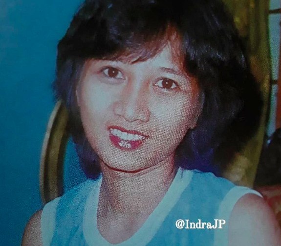 Potret cantik artis berusia 60 tahunan saat masih muda.