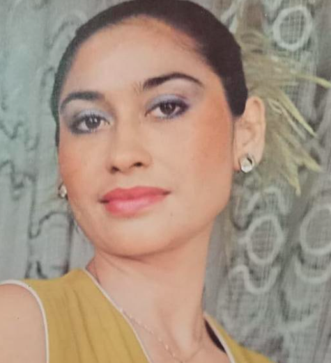 Potret cantik artis berusia 60 tahunan saat masih muda.