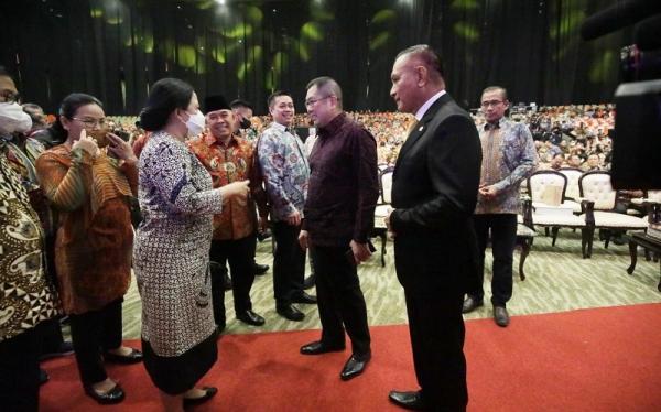 Hary Tanoesoedibjo Dan Puan