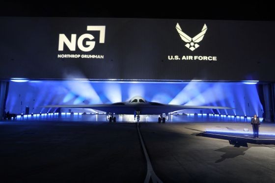 Pesawat pengebom B-21 Raider AS (Foto: Reuters)