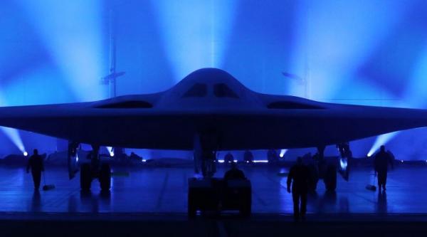 Penampakan Pesawat Pengebom Siluman Terbaru AS B-21 Raider