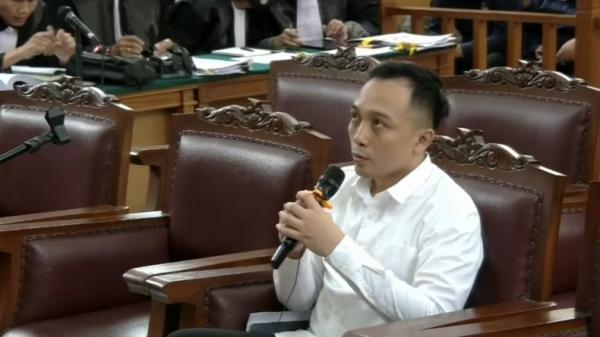 Akui Amankan Senjata Brigadir J, Ricky Rizal: Yosua Bilang Tak Apa-apa