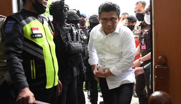 Tidak Mungkin Saya Bohong terkait Istri Saya