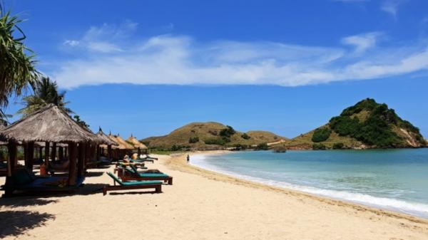 Rekomendasi Wisata Dekat Sirkuit Mandalika, Pantai Kuta Lombok (Okezone)
