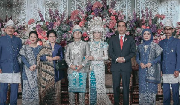 Deretan artis menikah dihadiri Presiden.