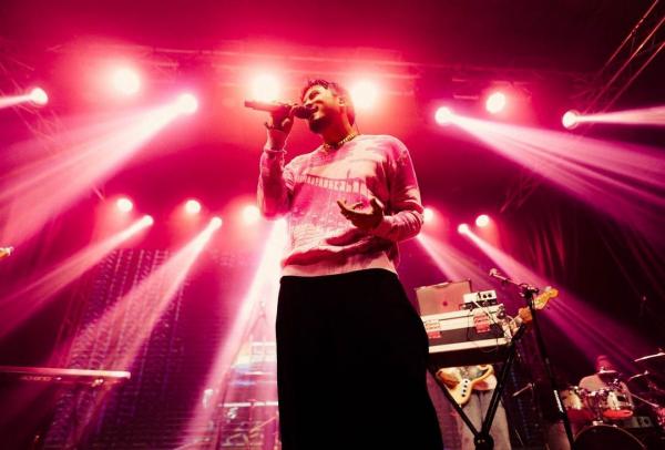 FOTO : ADRIAN KHALIF SOURCE: Instagram @andriankhalif