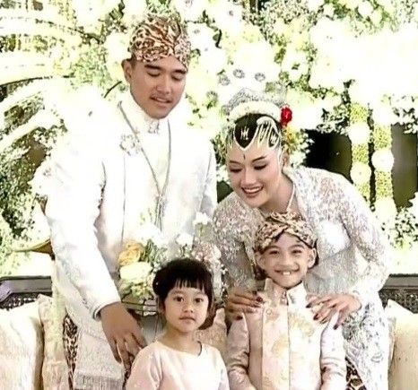 Tingkah lucu cucu Presiden Jokowi. (Foto: istimewa)