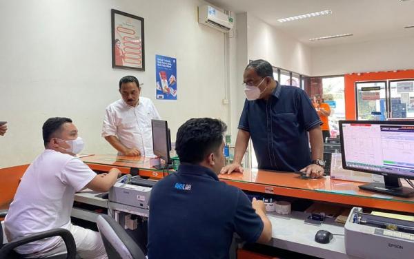 Kunjungan kerja di Kantor Pos KCP Batam Nagoya Plaza dan KCP Batam Batu Aji Kota Batam. (Foto: dok PT Pos)