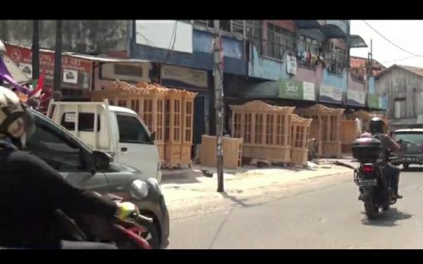 Sentra ukiran khas Palembang yang merupakan salah satu Kerajinan tangan yang terkenal di Sumatera Selatan. (Foto: M Riza)