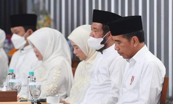  Presiden Jokowi dan Keluarga Gelar Pengajian 1.000 Hari Wafatnya Ibunda