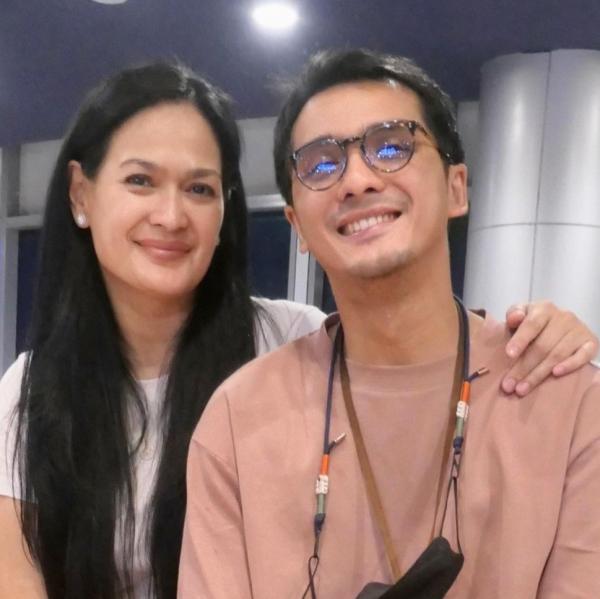 Artis Lawas Punya Anak seperti teman sebaya. (Foto: instagram)